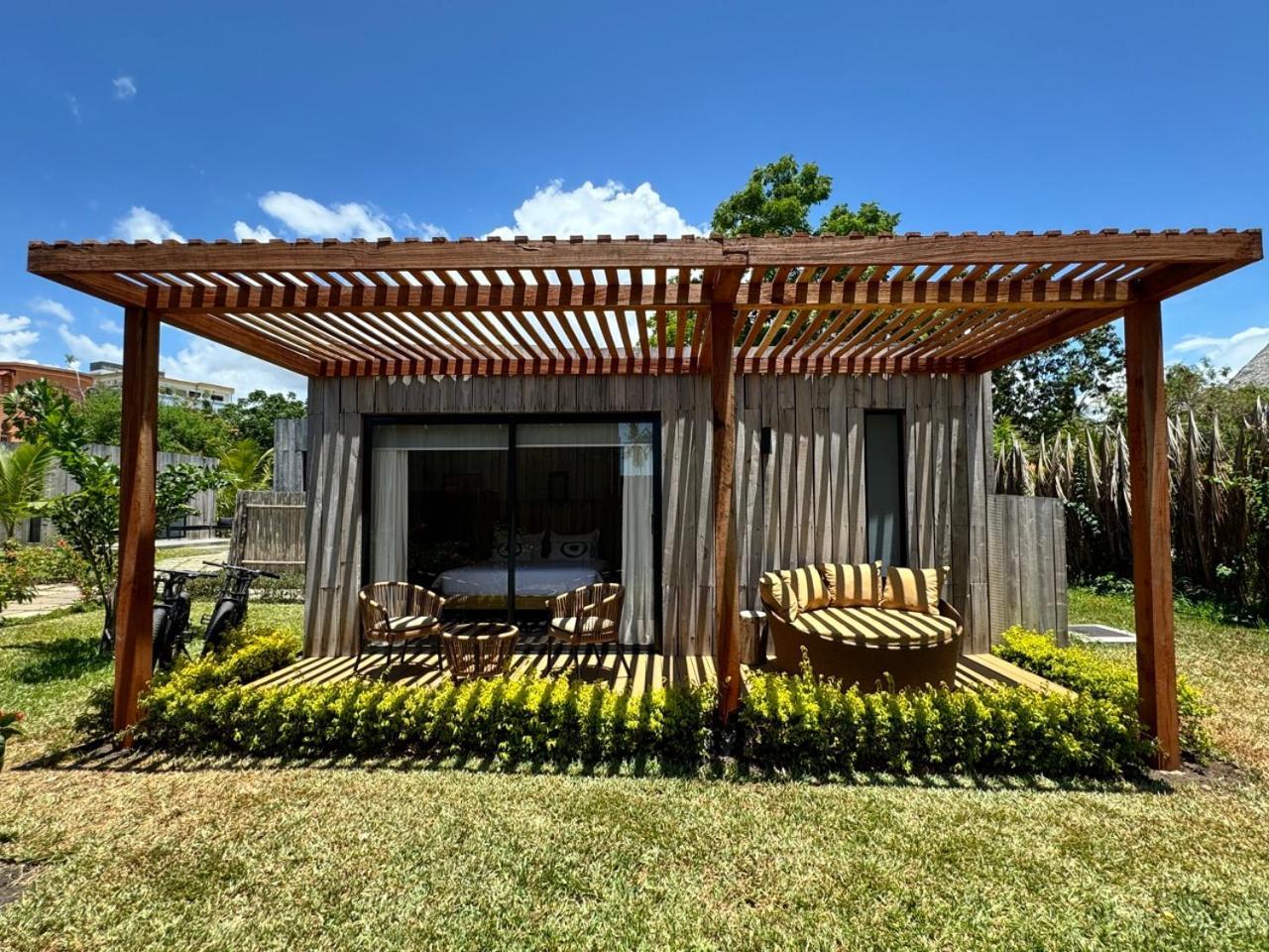 Lalagalu - Beachfront Ecocabins Diani Beach Esterno foto
